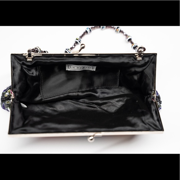 Beautiful La Regale clutch - Picture 3 of 3